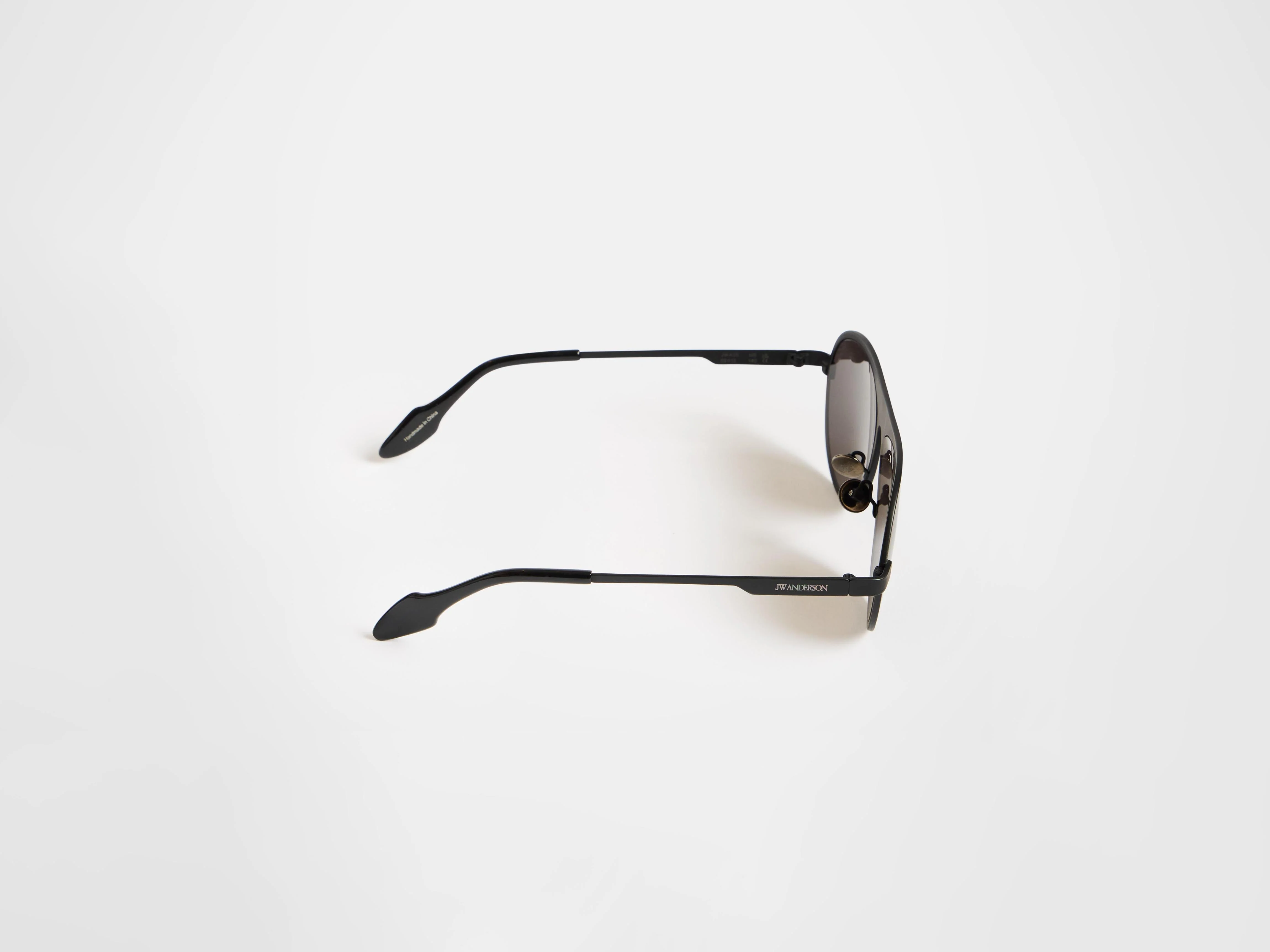 JWA05 AVIATOR SUNGLASSES IN BLACK - Image 3
