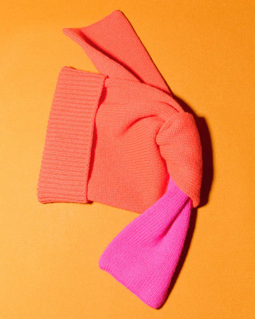 KNOTTED BEANIE HAT IN NEON ORANGE - Image 3