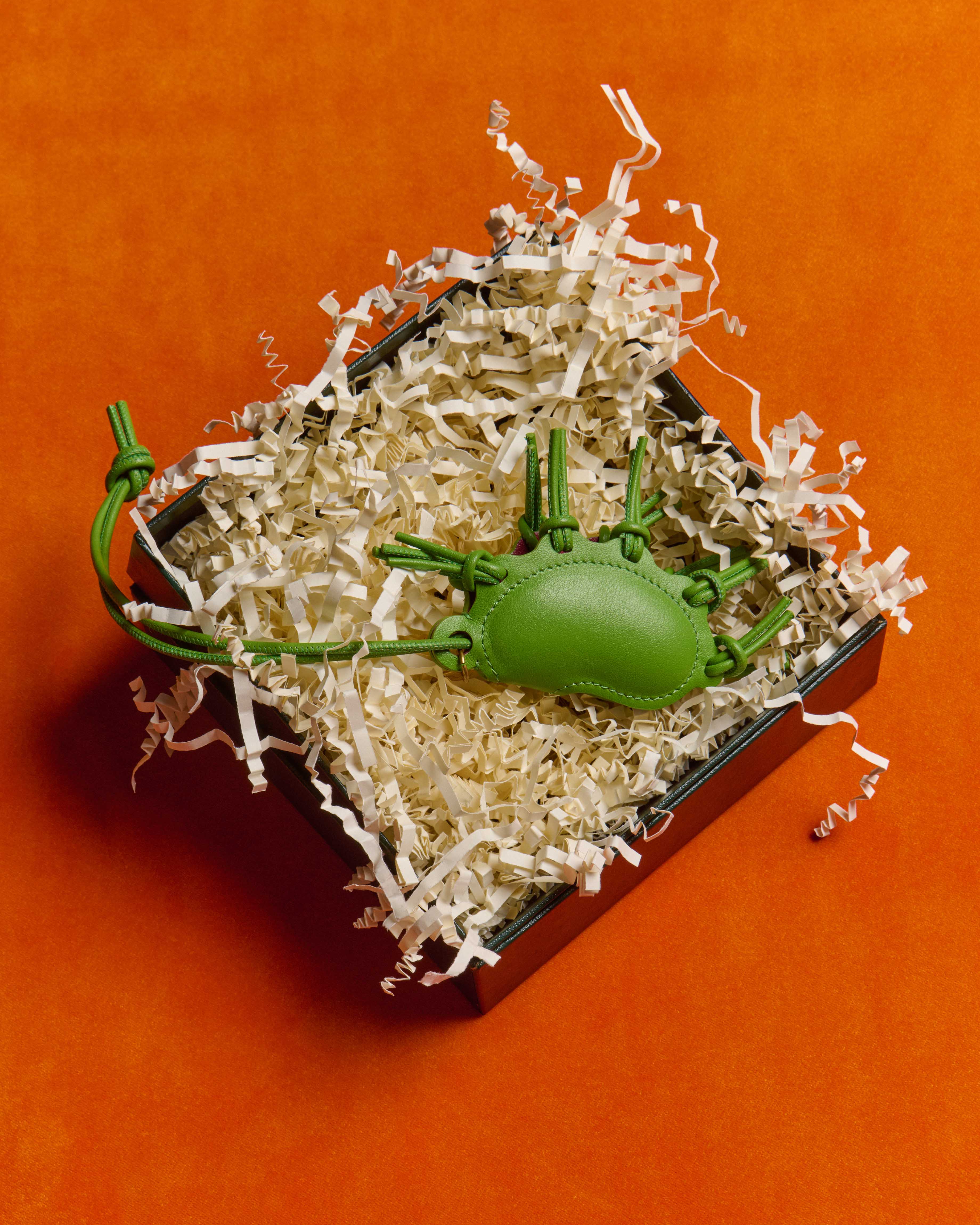 LEATHER VENUS FLY TRAP CHARM - Image 4