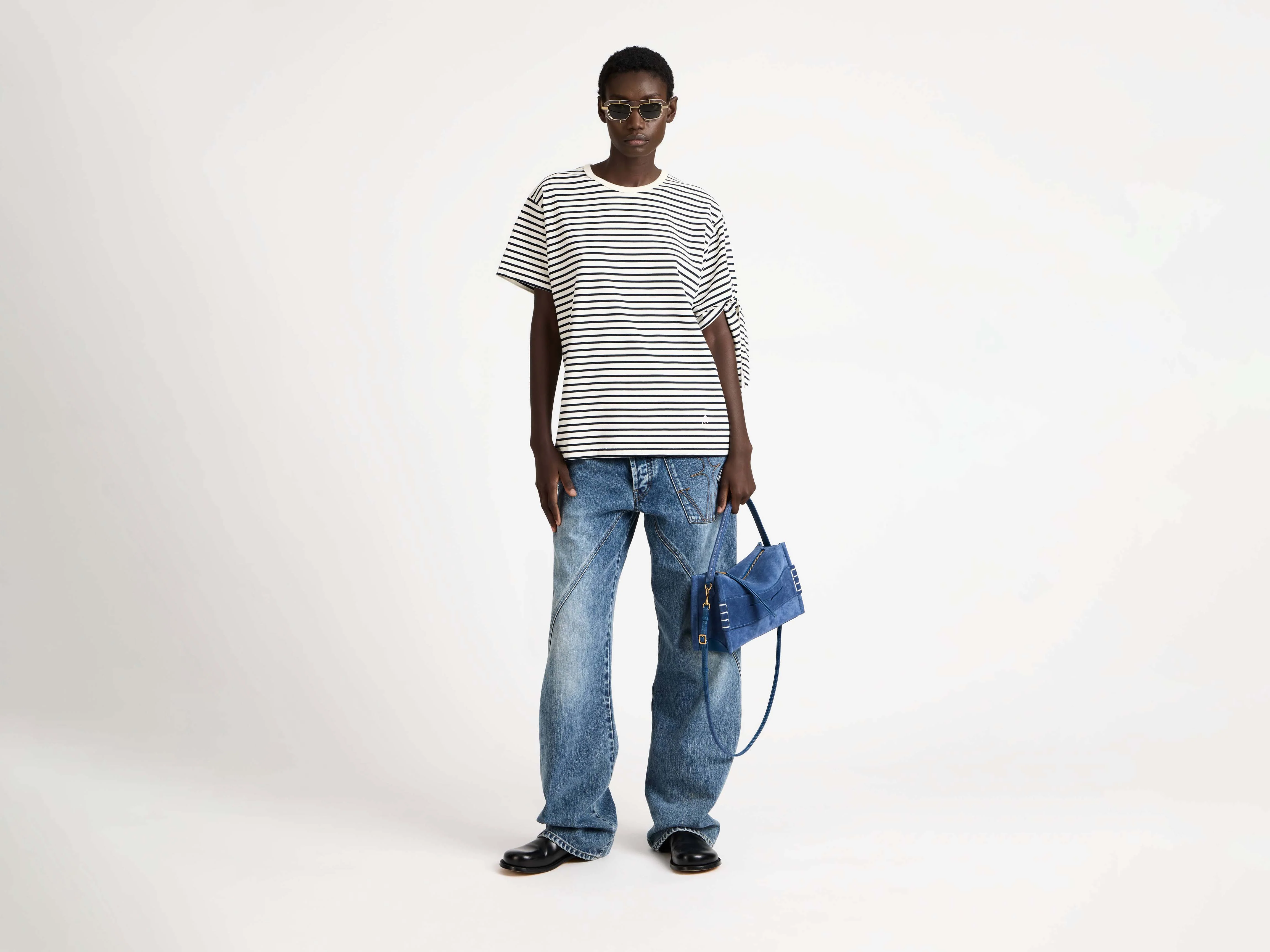 LOAFER BAG IN MID BLUE SUEDE - Image 3