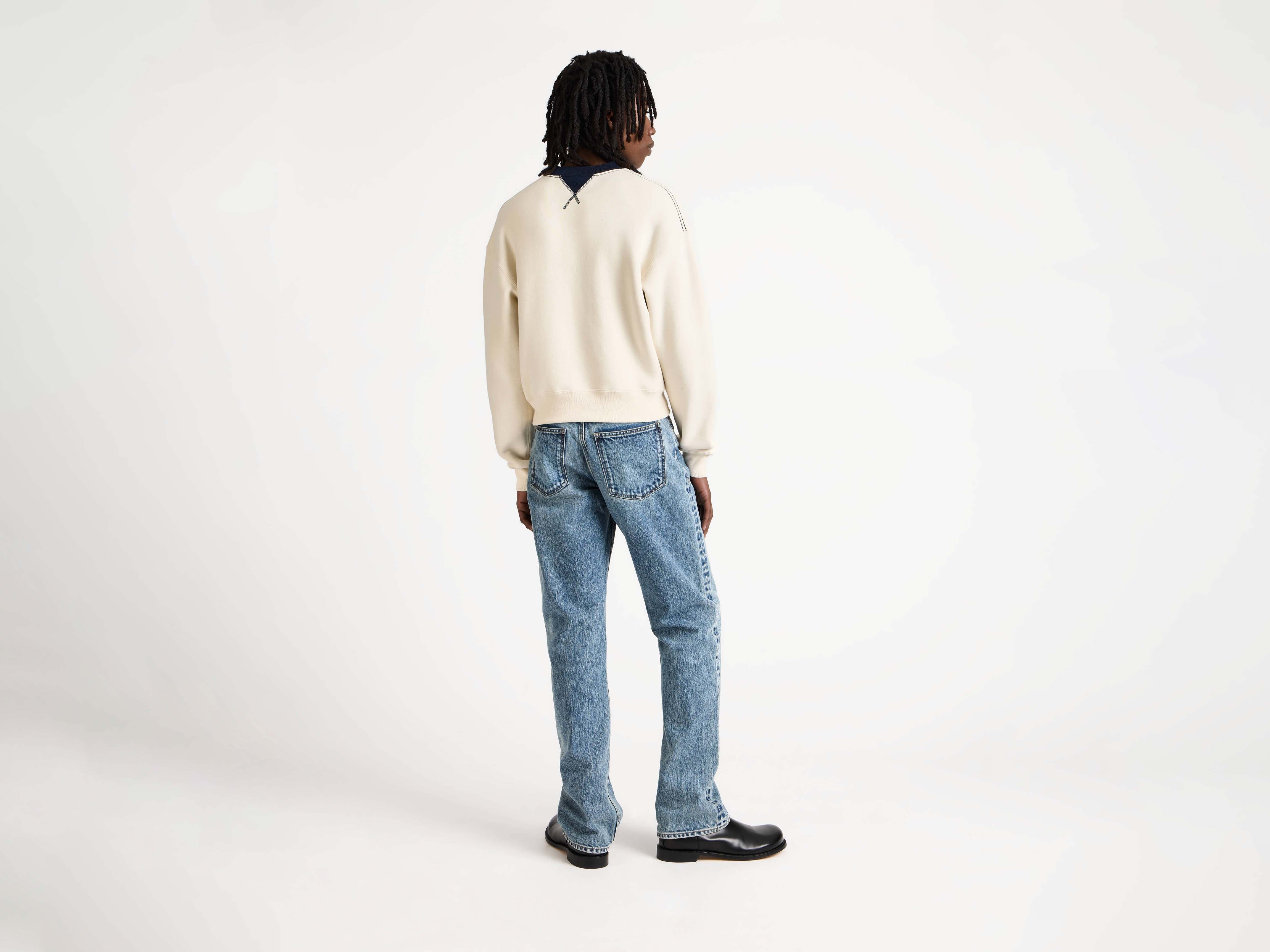 MENS CONTRAST COLLAR SWEATSHIRT IN ECRU & NAVY - Image 3