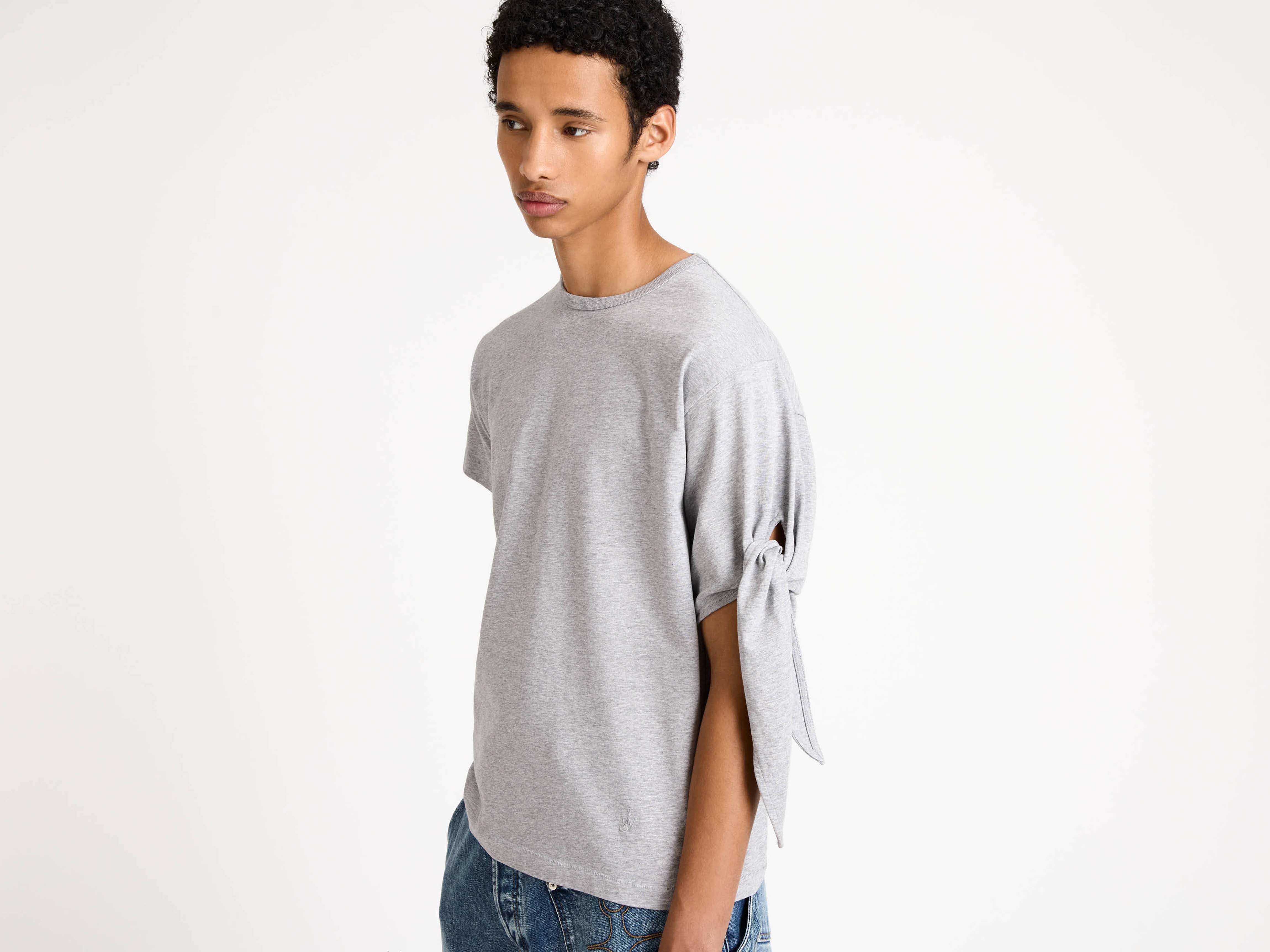 MENS KNOTTED SLEEVE T-SHIRT IN MID GREY MELANGE - Image 3