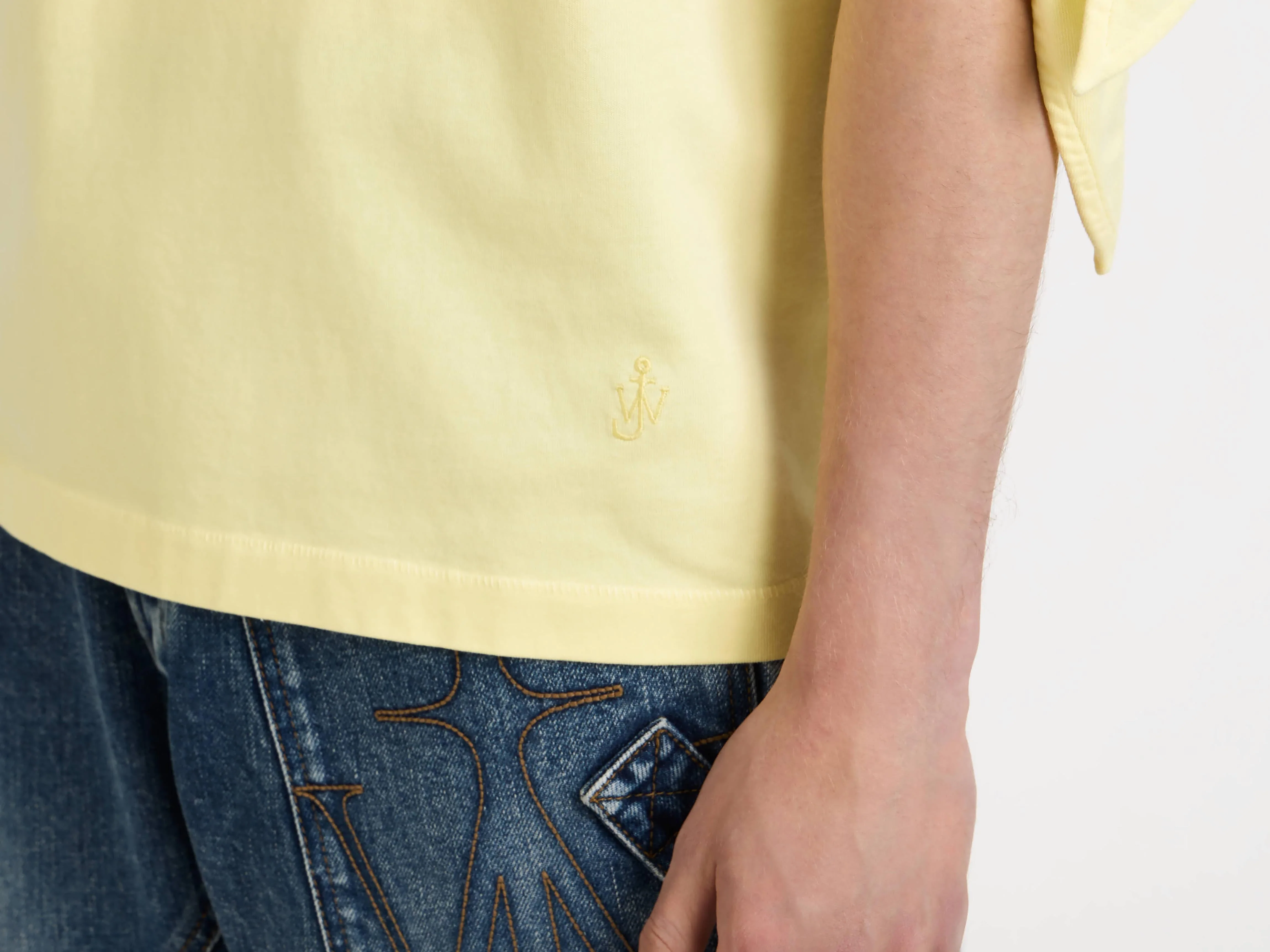 MENS KNOTTED SLEEVE T-SHIRT IN YELLOW - Image 5