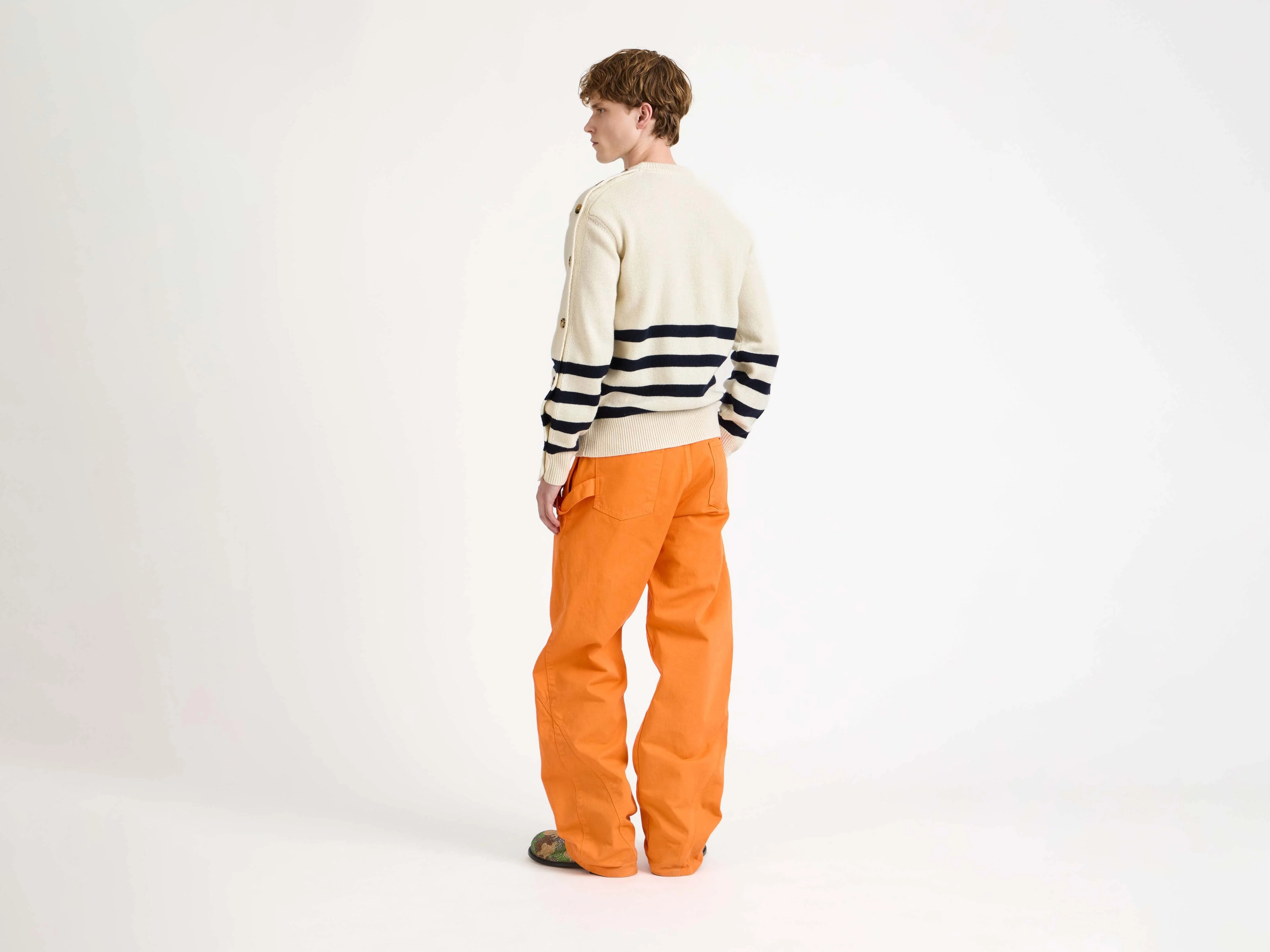 MENS TWISTED WORKWEAR JEANS IN BRIGHT ORANGE - Image 4