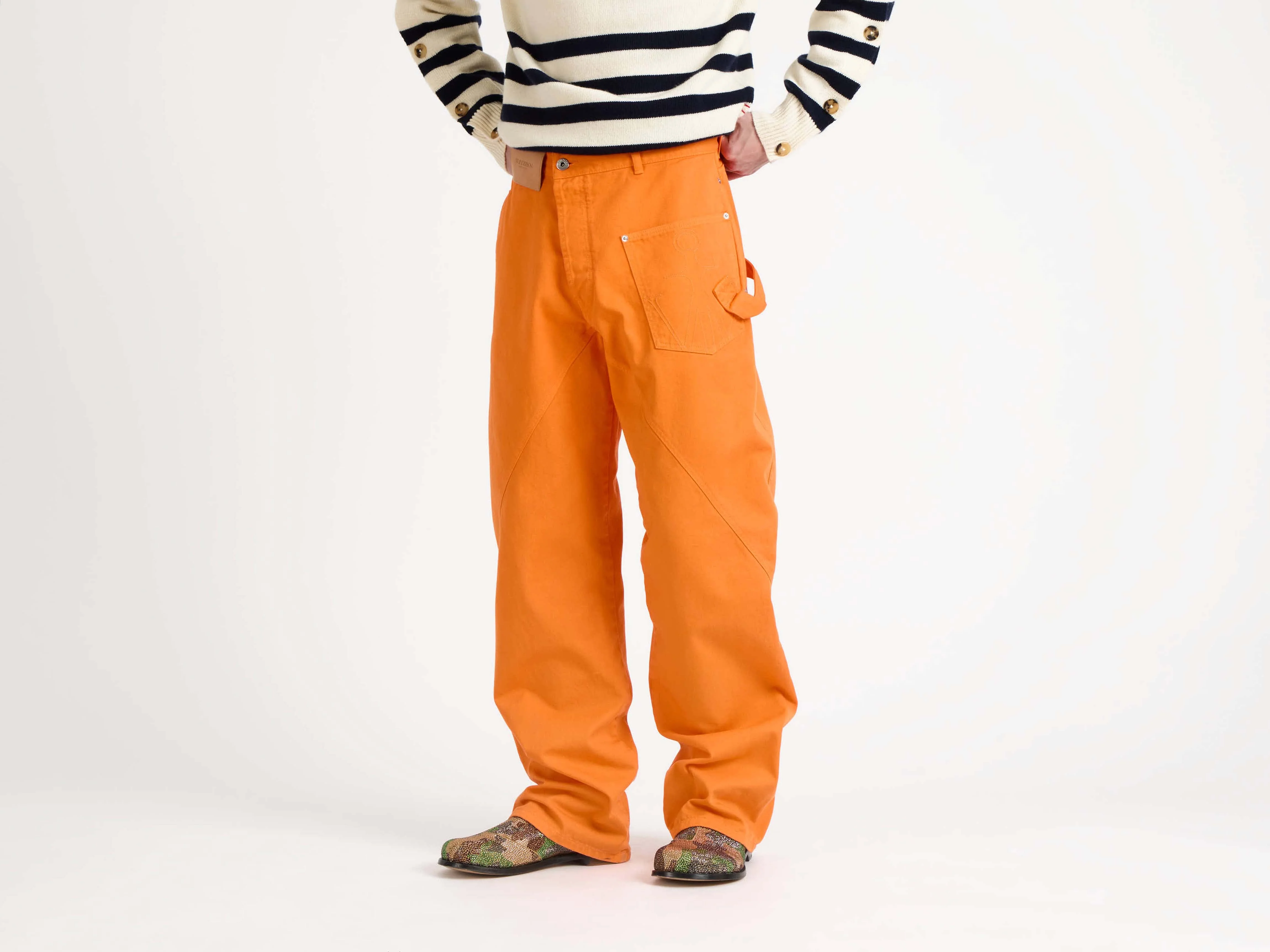 MENS TWISTED WORKWEAR JEANS IN BRIGHT ORANGE - Image 5