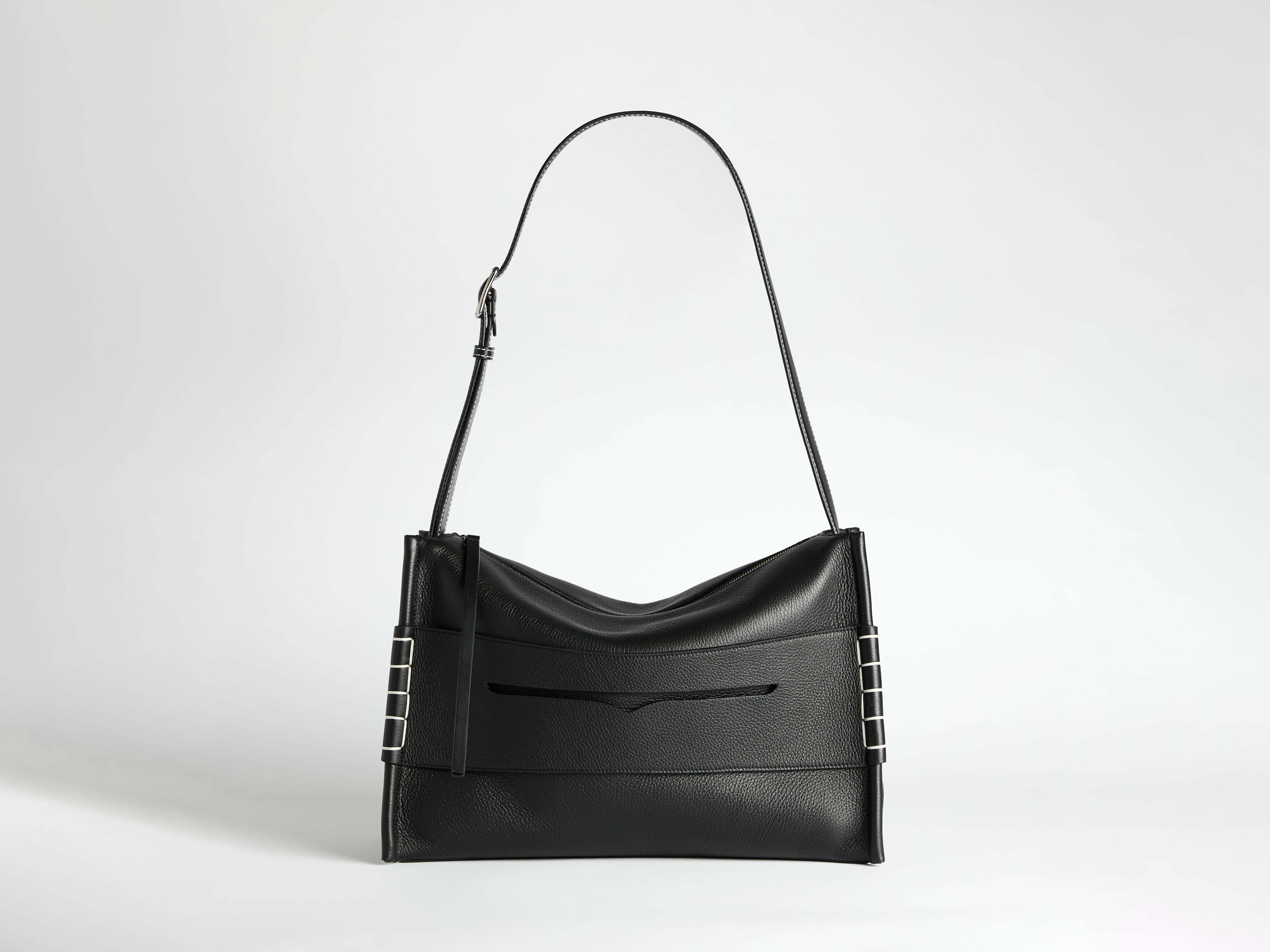 MESSENGER LOAFER BAG IN BLACK LEATHER - Image 4