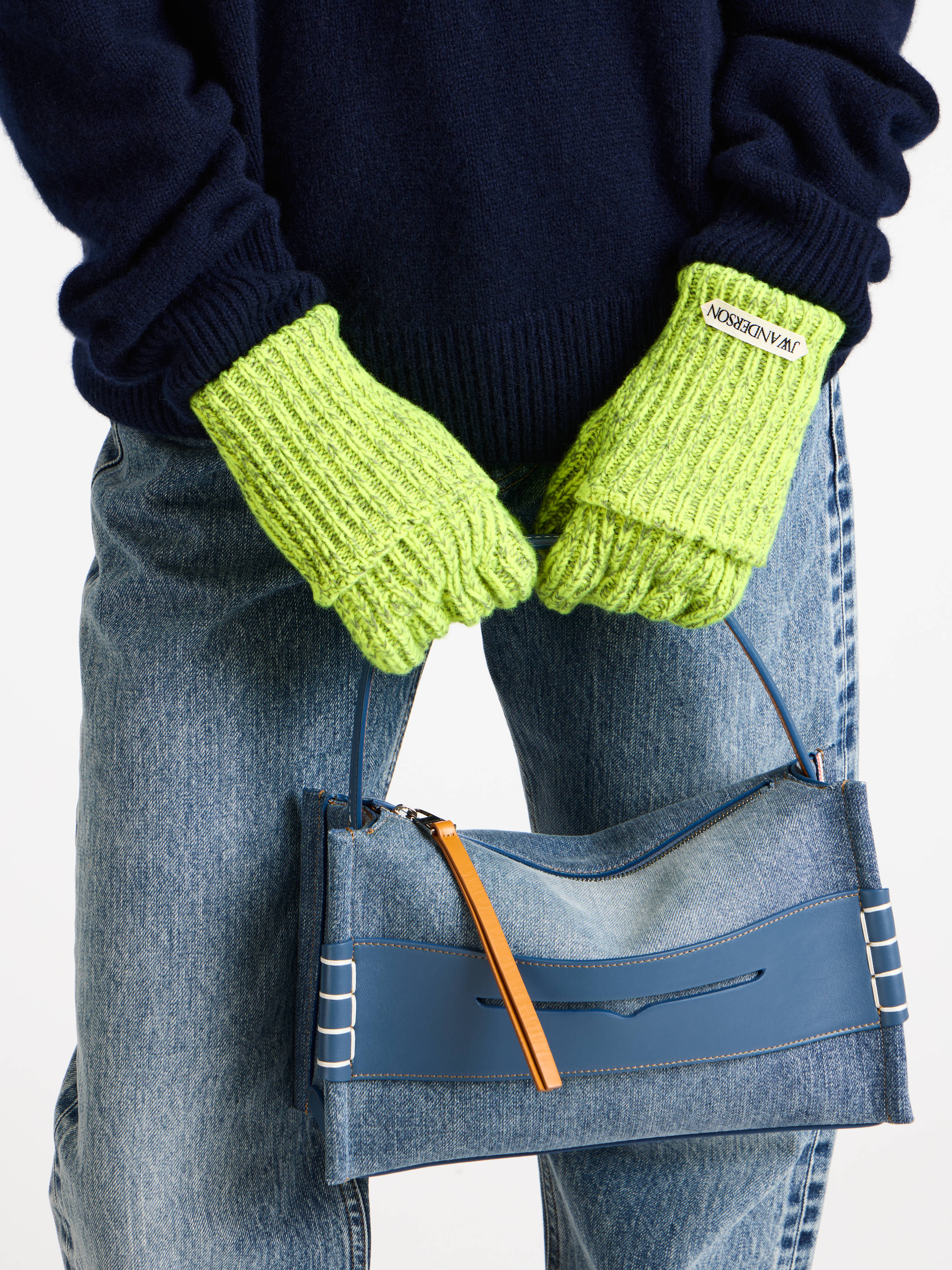 MOULINE GLOVES IN NEON YELLOW - Image 4