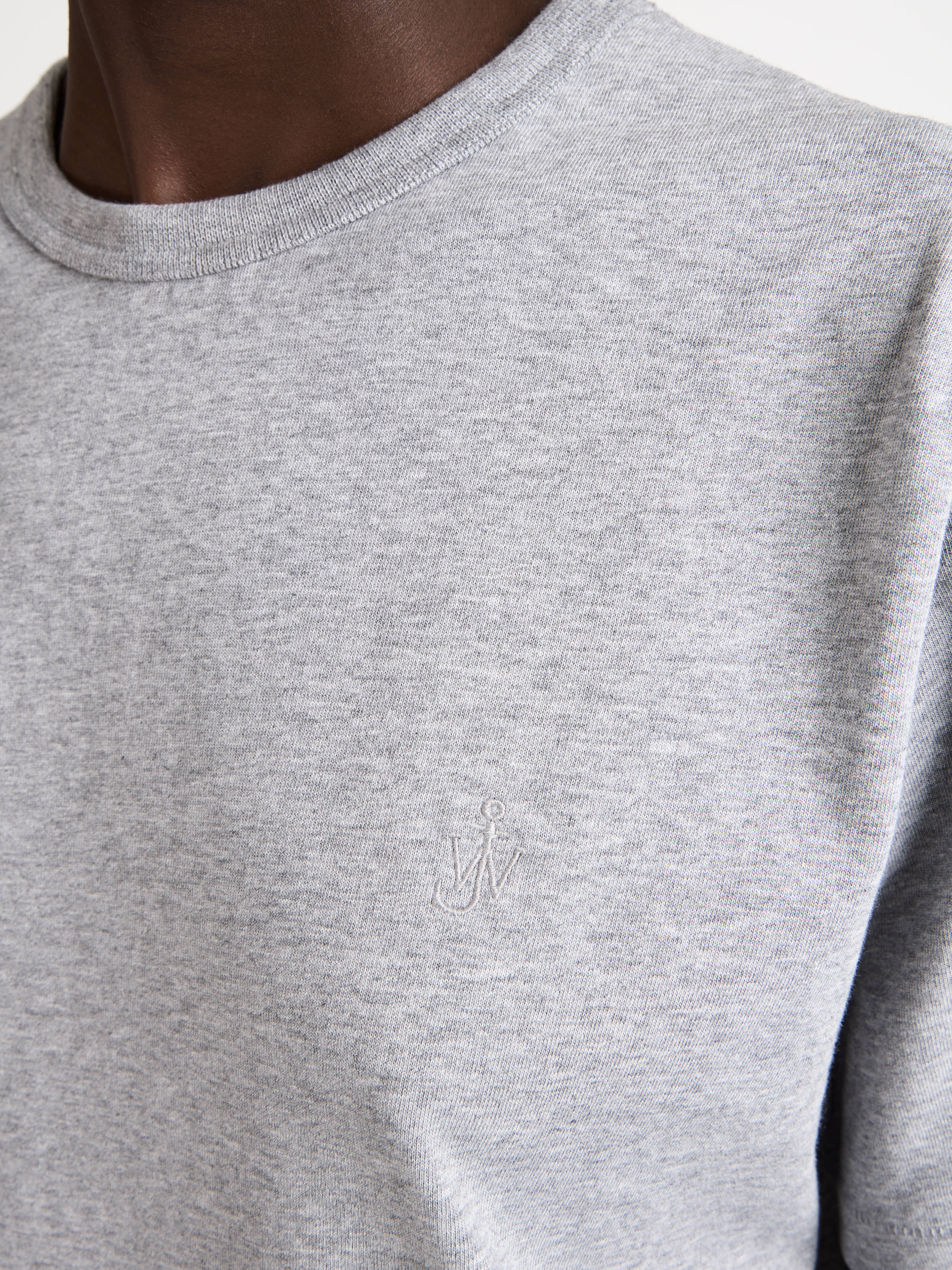 WOMENS EMBROIDERED ANCHOR T-SHIRT IN MID GREY MELANGE - Image 4