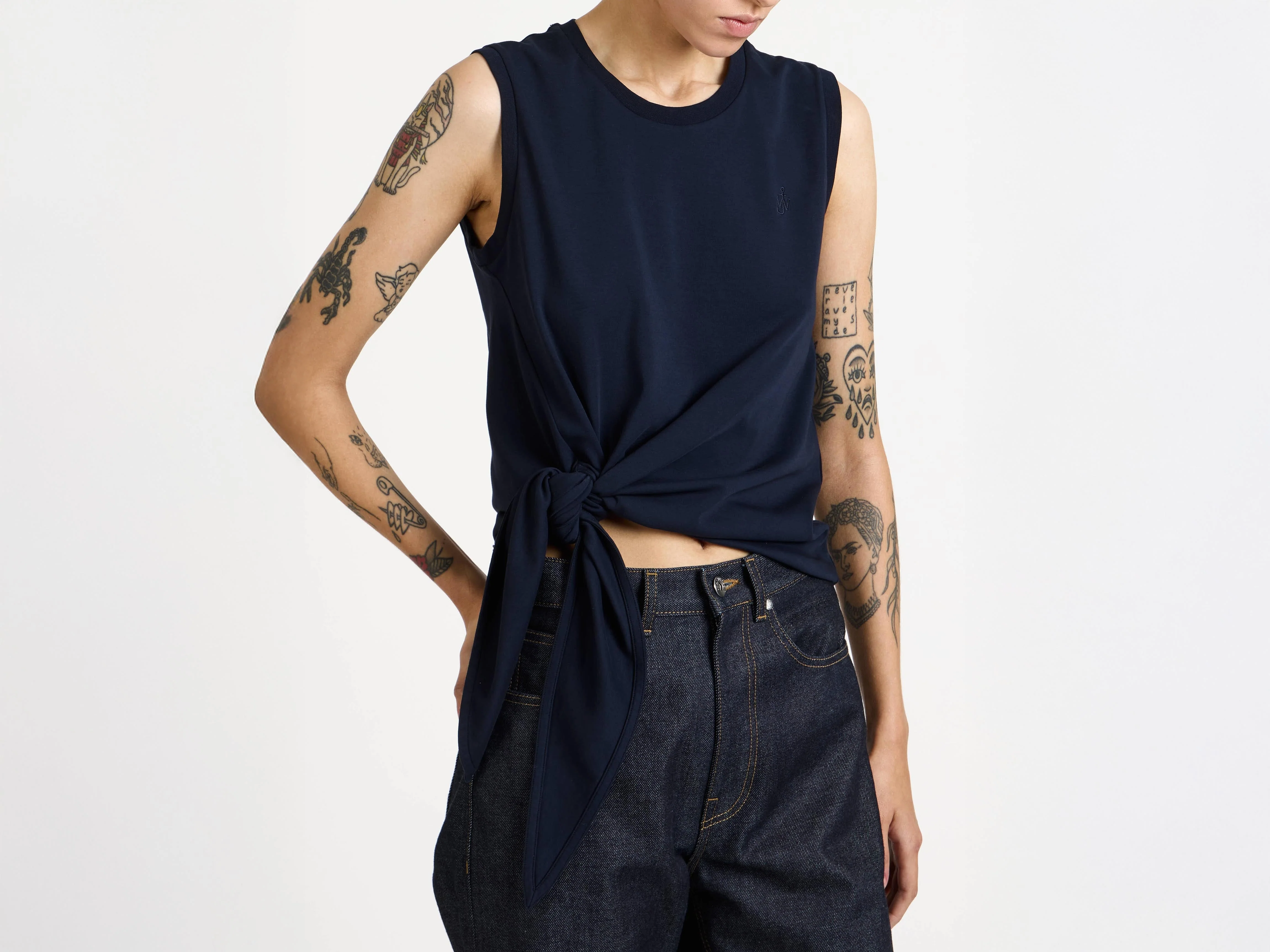 WOMENS HEM KNOT TANK TOP IN NAVY - Image 9