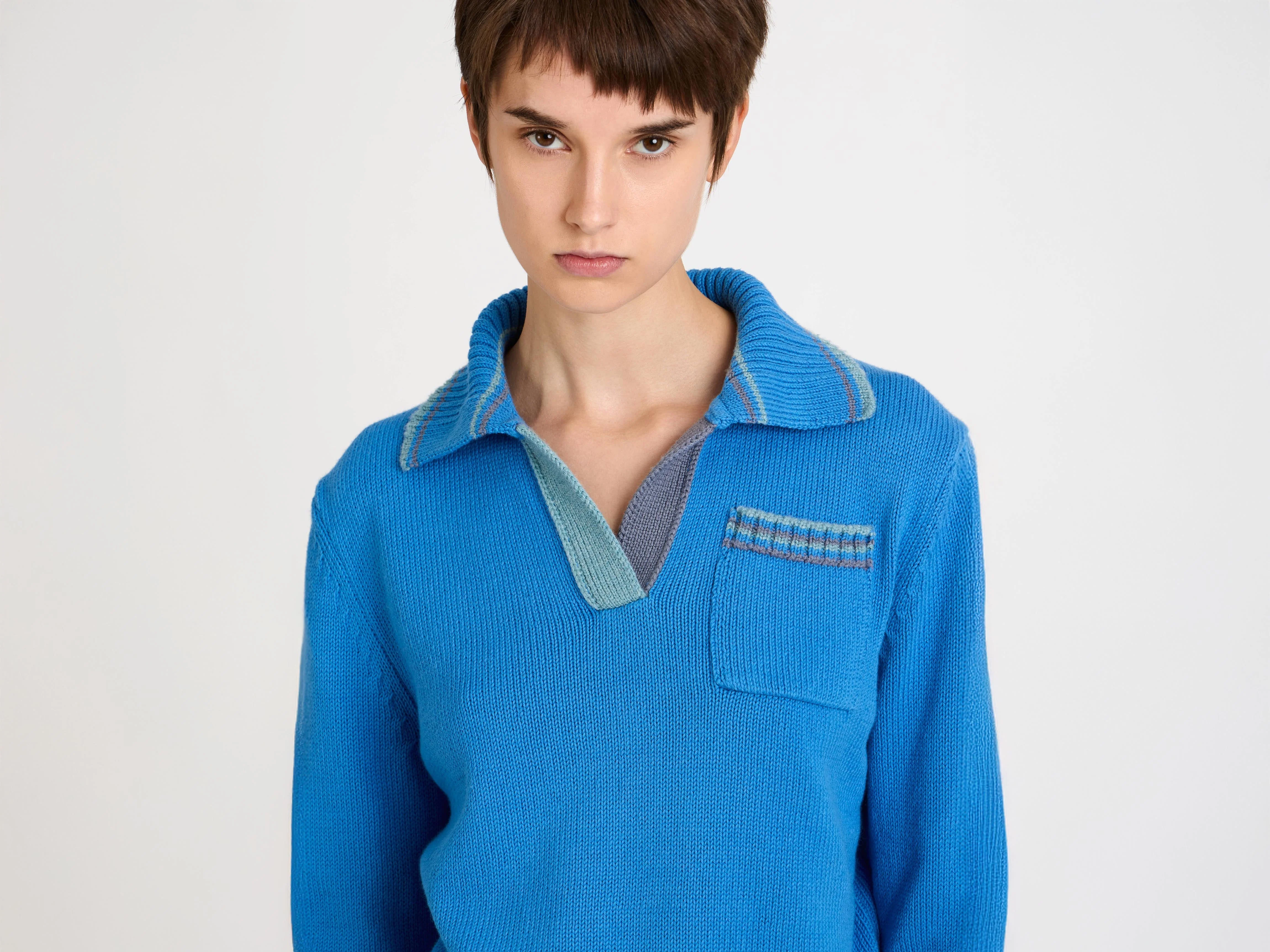 WOMENS SHRUNKEN POLO JUMPER IN CORNFLOWER BLUE - Image 4